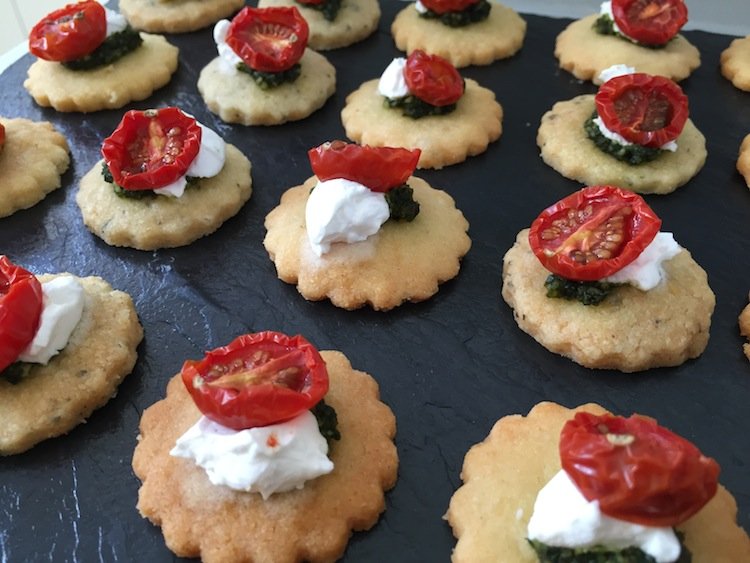 How to organise a canape party London