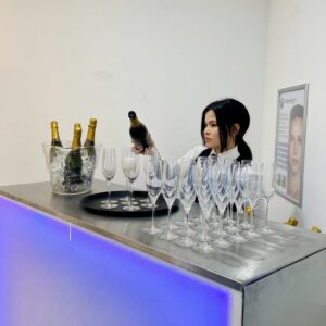 Mobile bar and other catering equipment for hire in London