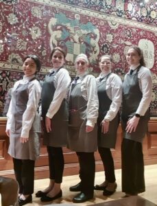 Waiters and waitresses for sit down dinner