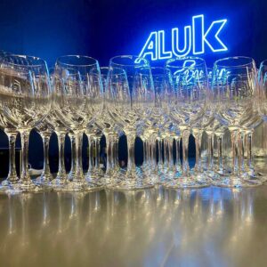 Hire glasses for event or party in London