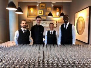 Glassware rental for gallery events